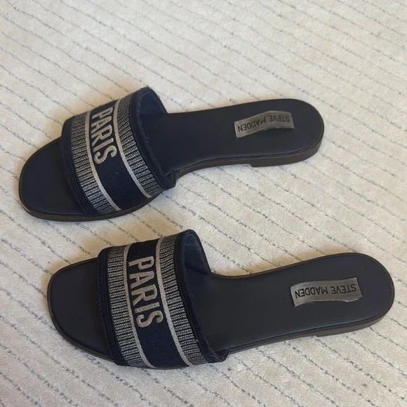 Steve Madden Navy and White Paris Sandals - Picture 2 of 4